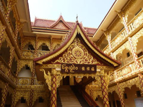 西雙版納傣族佛教建築